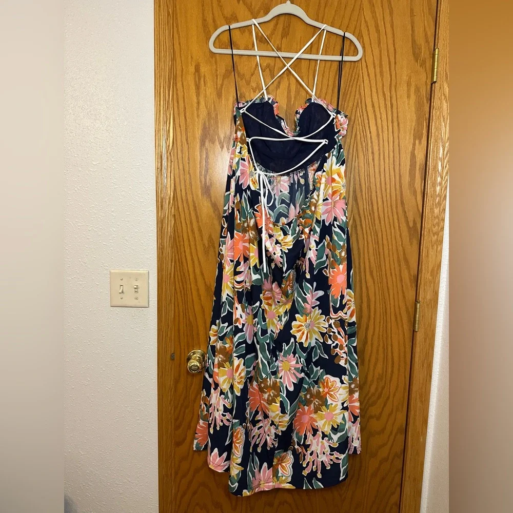 Lush Sweetheart Tie Back Floral Maxi Dress in Navy and Pink - NWOT - Size S - Picture 4 of 11
